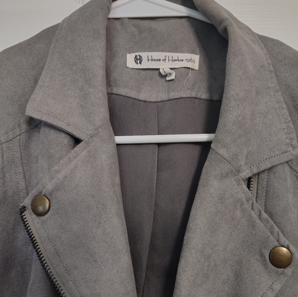 House of Harlow 1960 Grey Suede Vest - Picture 3 of 3